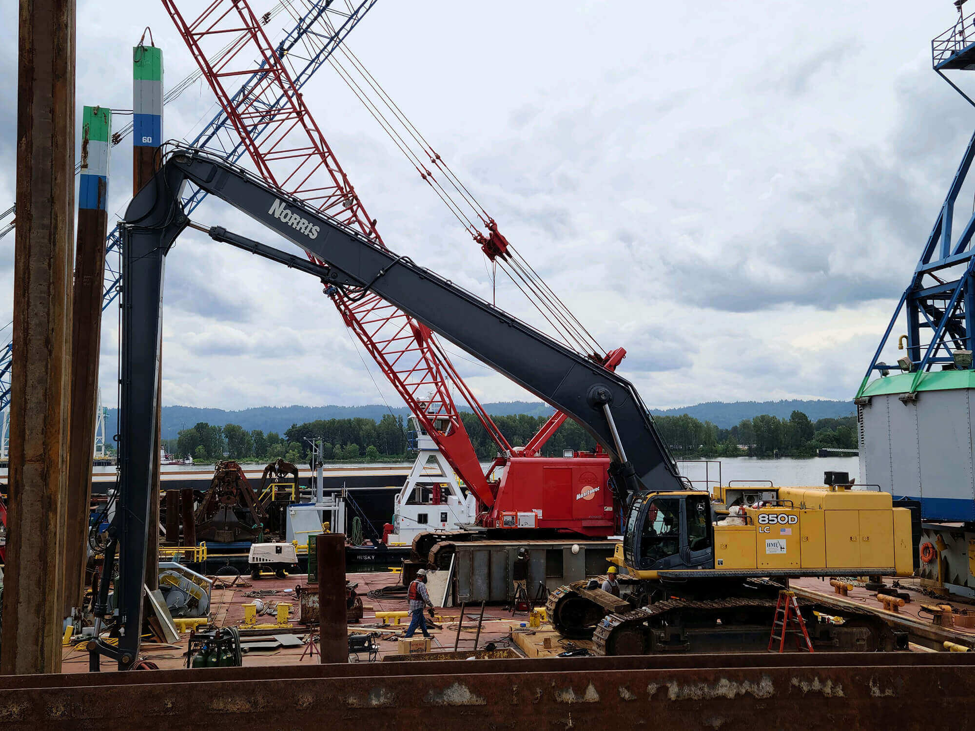 long reach boom 77